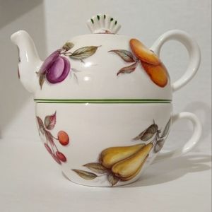 Sold-LANE END Fruit Motif Tea For One Teapot/Cup Fine Bone China England